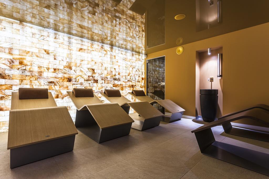 Resident Resort Harrachov & Grotta Spa Exterior foto